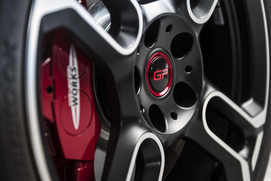 Колеса Mini John Cooper Works GP (F56) 2020 года  (WW) (фото 32 из 70)